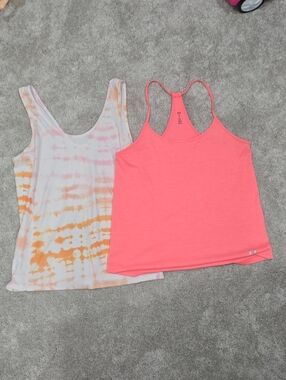 Medium Workout Tanks (Oldnavy And Under Armour)